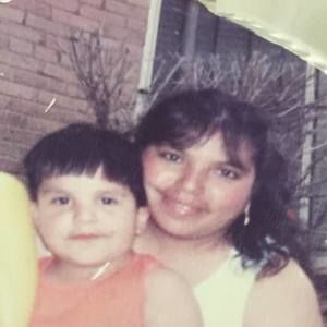 Meet your Posher, Hilda