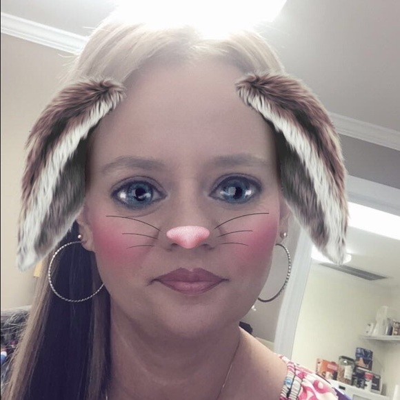 Meet your Posher, Torrie - Picture 1 of 1