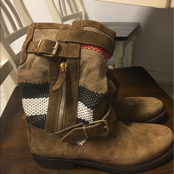 Burberry Shoes - Burberry boots
