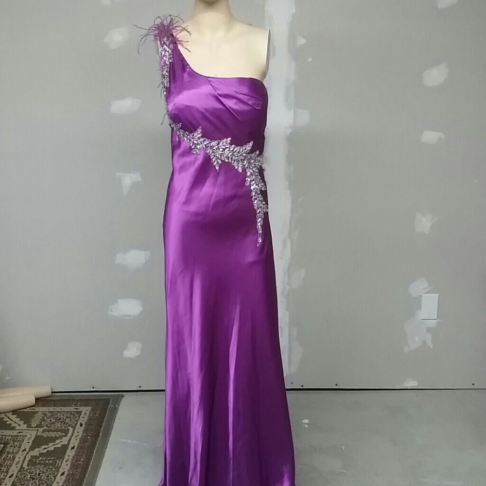Kiss kiss Size 12 prom dress