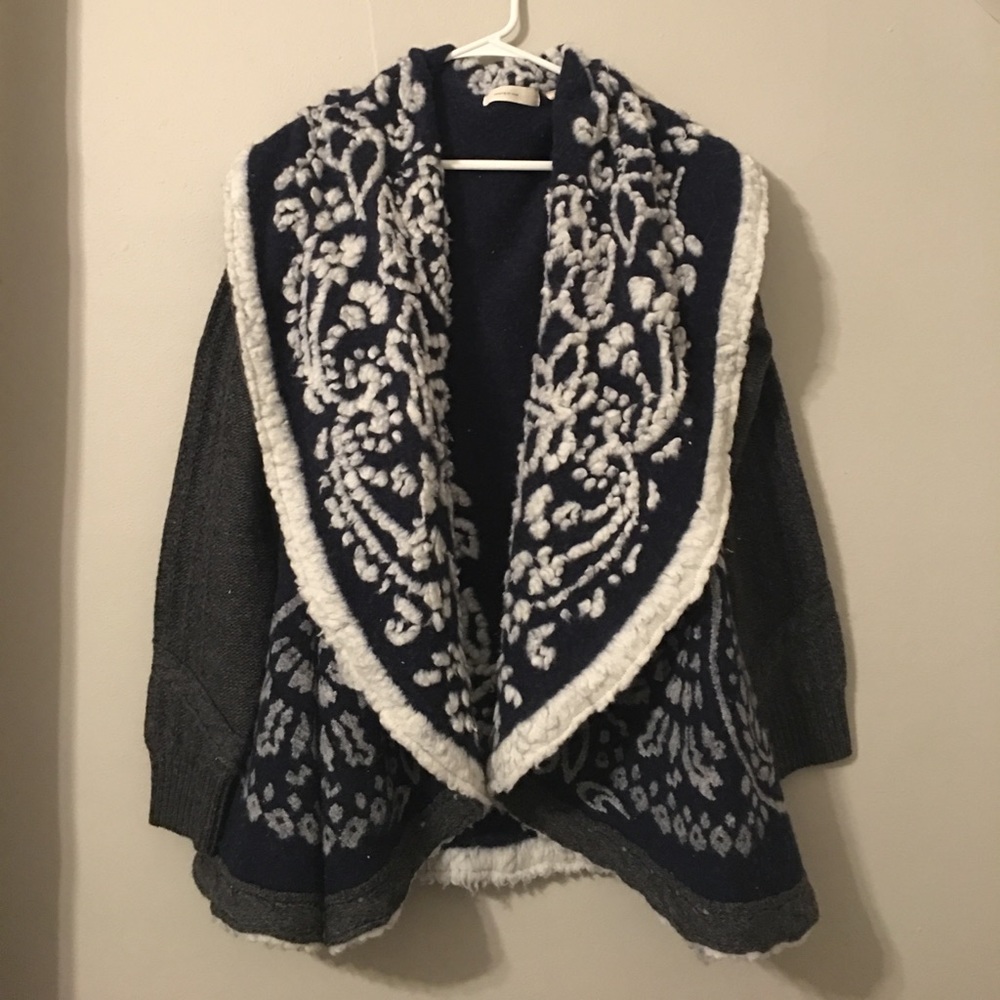 Anthropologie Blue and Gray Circle Sweater