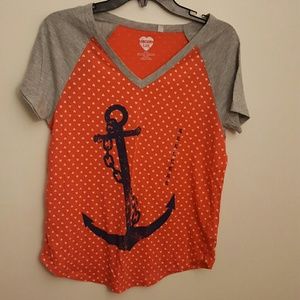 tee with anchor NWOT