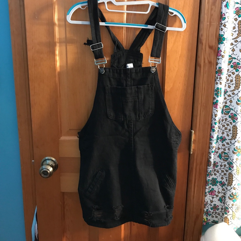 BLACK OVERALL DRESS