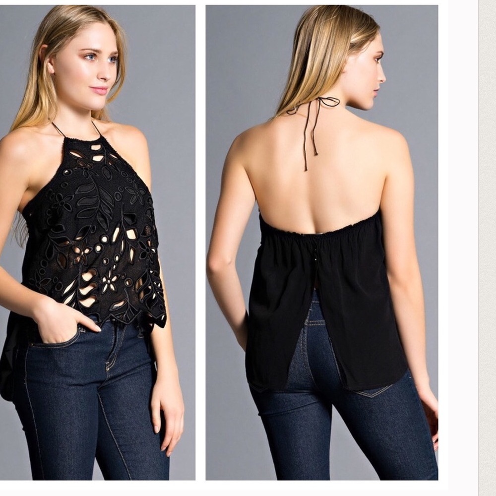 🆕 Beautiful Black Halter / Crop top🦋