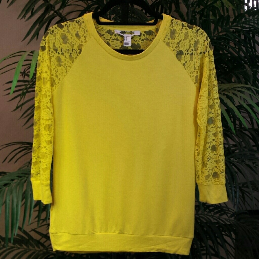 *NEW LISTING* Forever 21 Long Sleeve Top NWOT