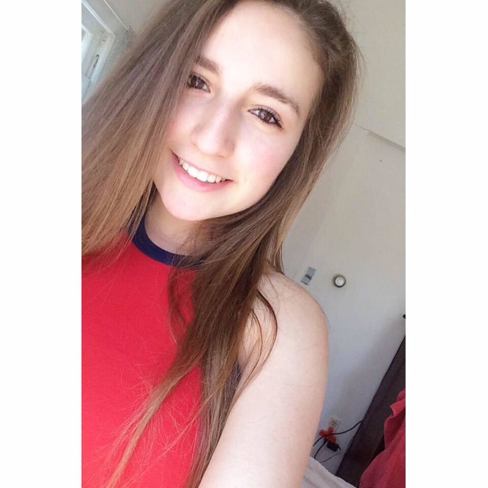 Meet your Posher, Alyssa