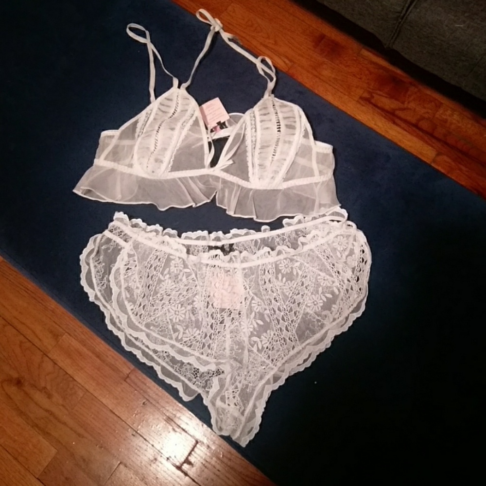Victoria secrets lingerie