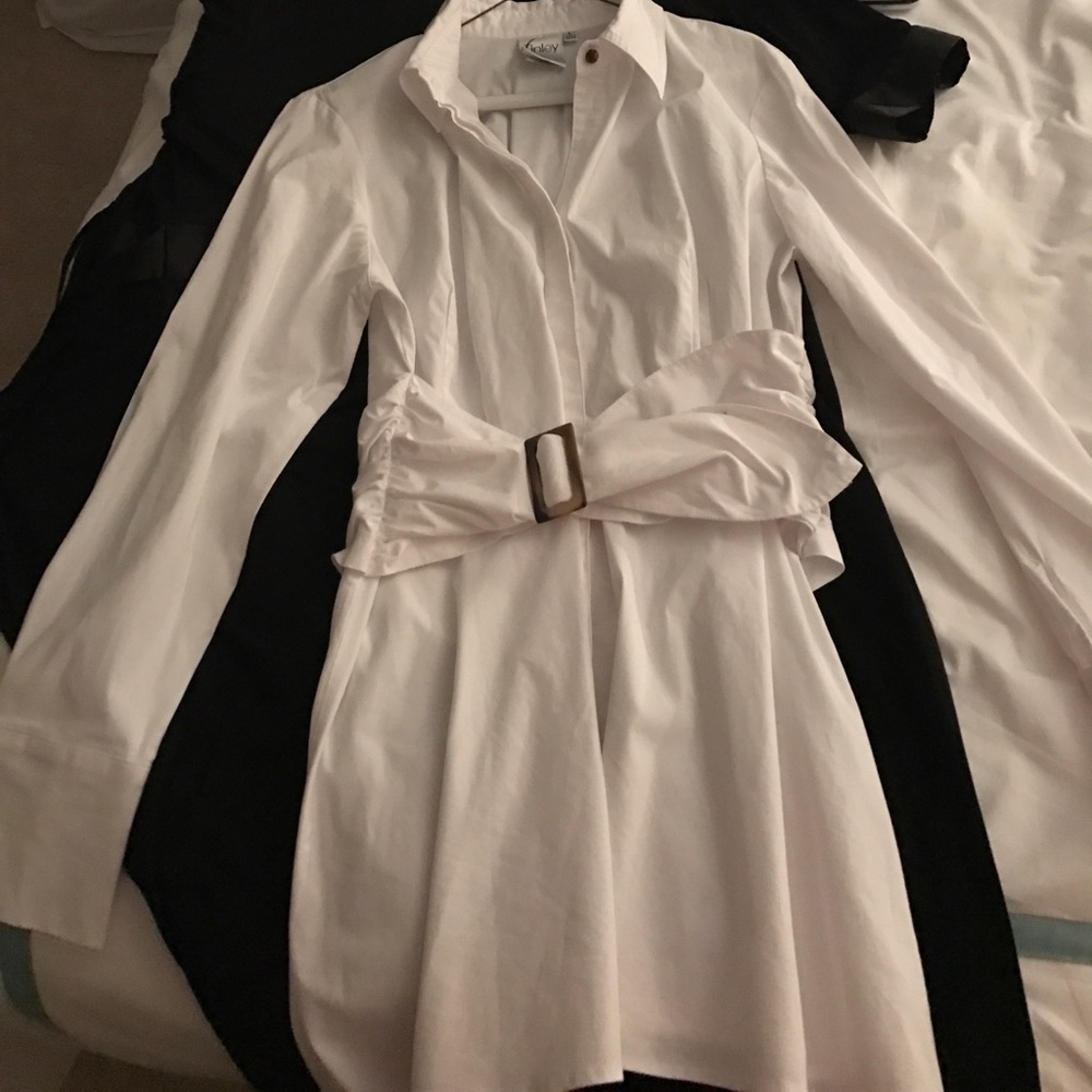 Finley White Blouse