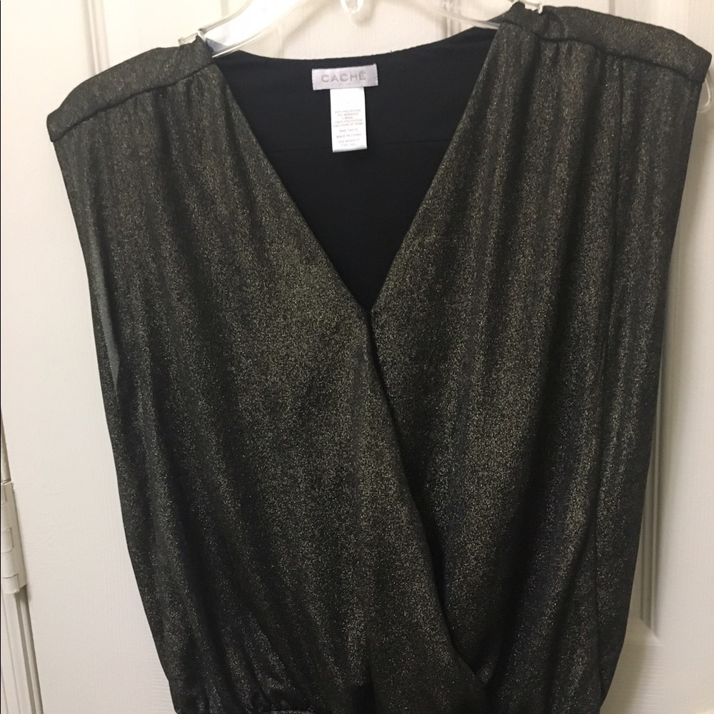 Cache Sleaveless Shimmer Top