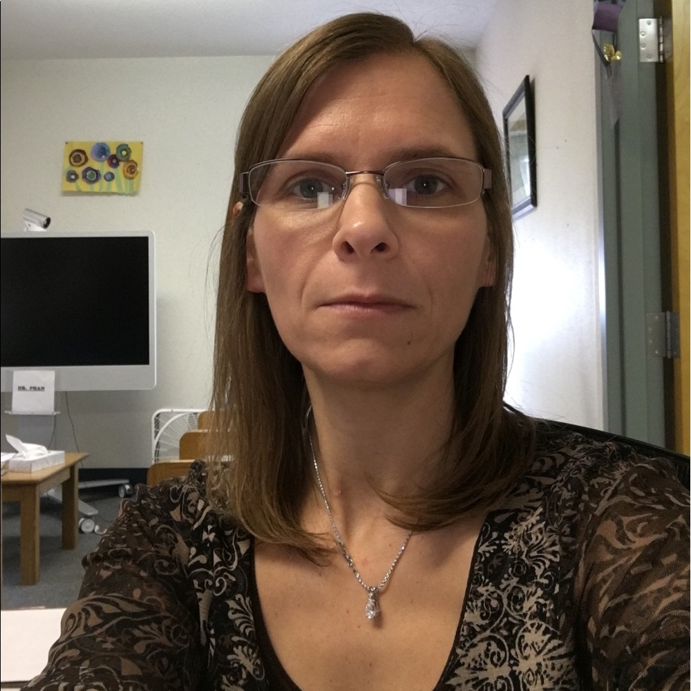Meet your Posher, Deanna