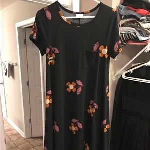 LuLaRoe XS Carly dress - black not ribbed