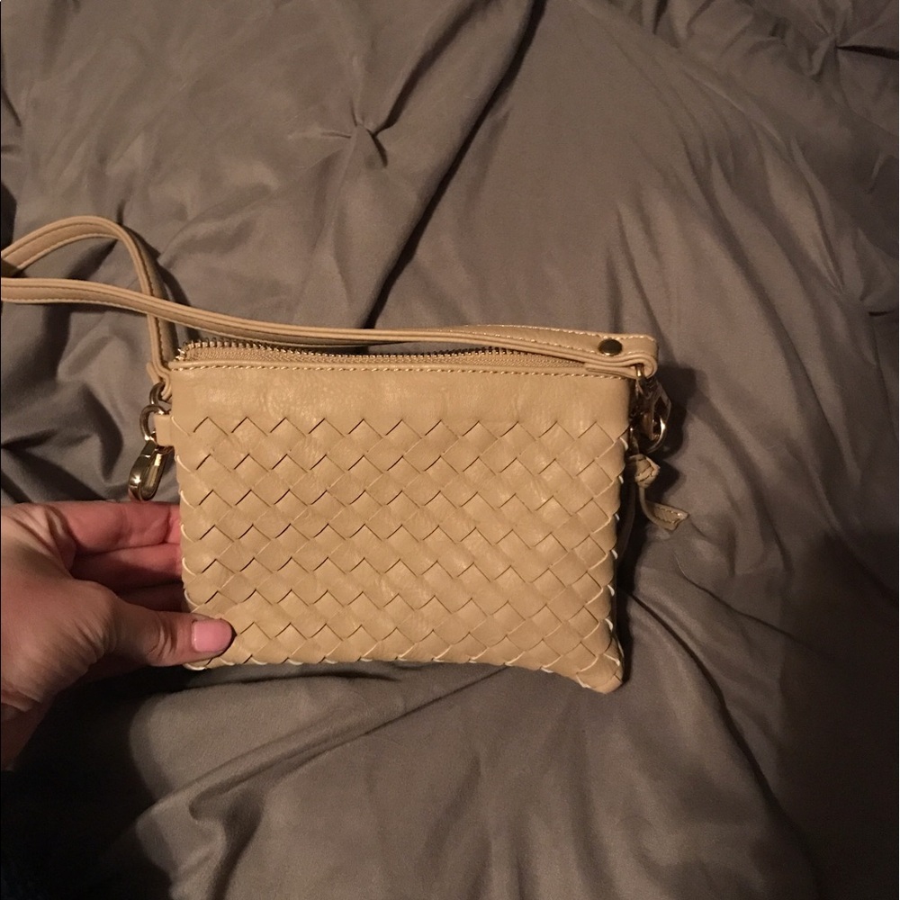 Charming Charlie cream crossbody