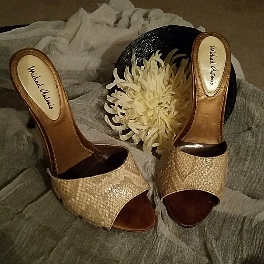 Michael Antonio Slide Sandal