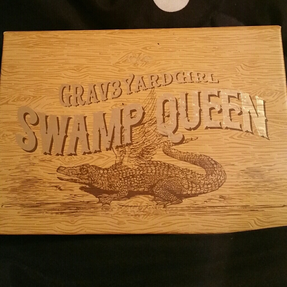 Limited edition Swamp queen pallete