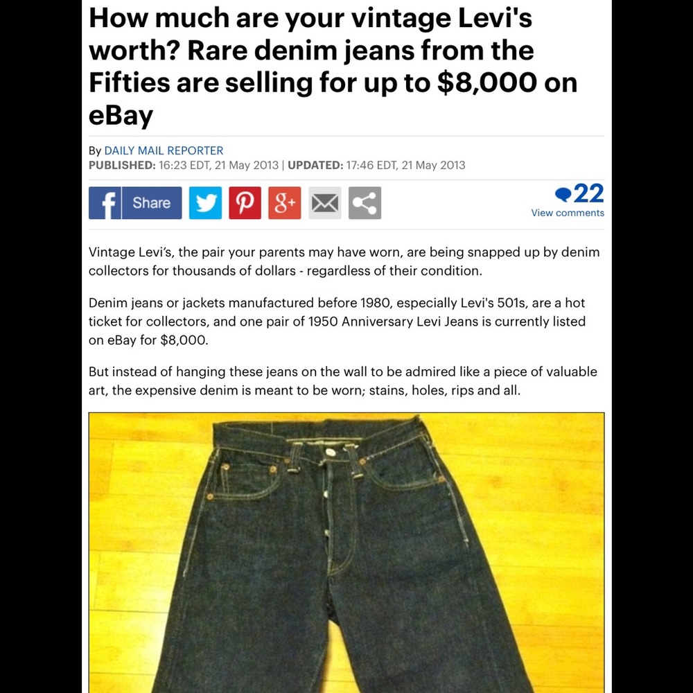 VINTAGE, 70's HIGH WAISTED DK BLUE LEVI JEANS