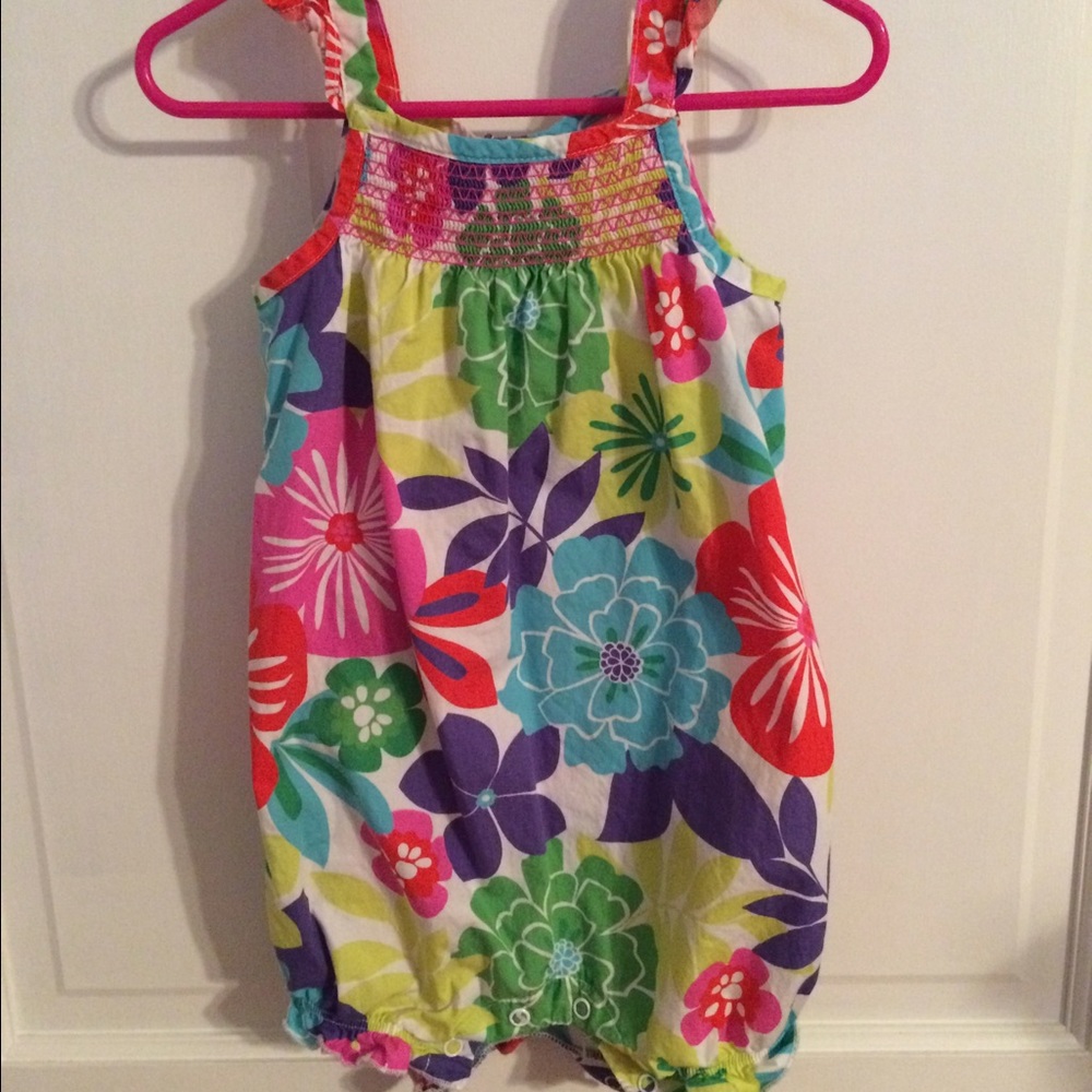 Carter's romper for baby girl 🌺