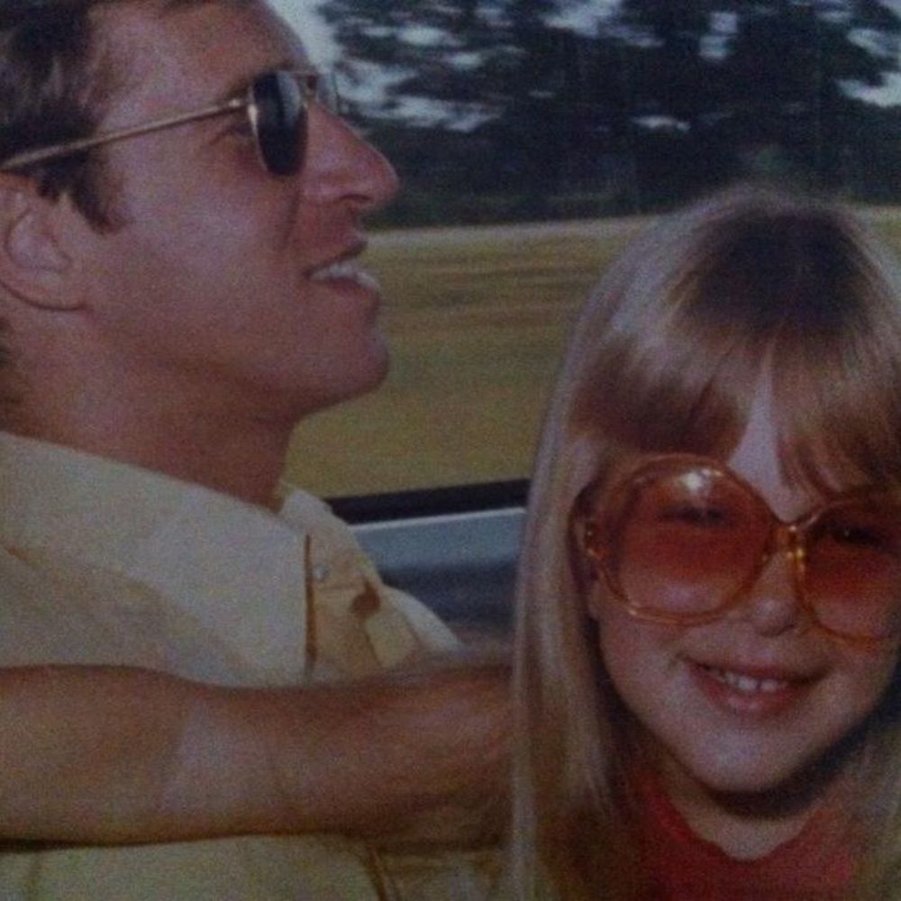 Meet your Posher, Carrie