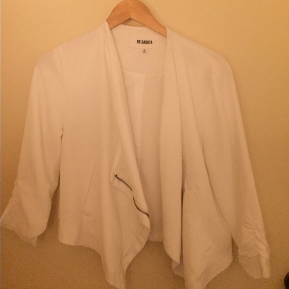 BB Dakota white jacket