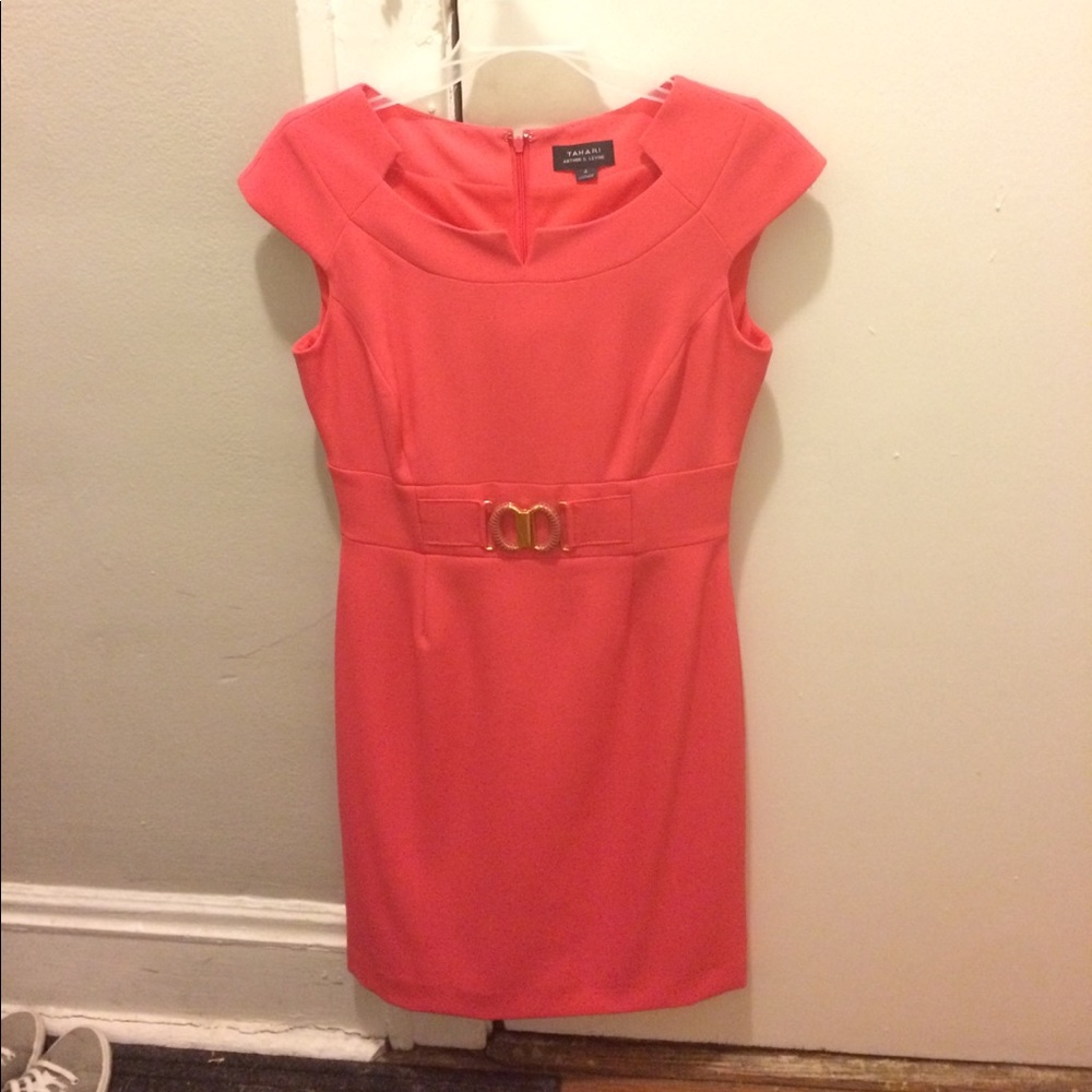 Tahari dress size 4