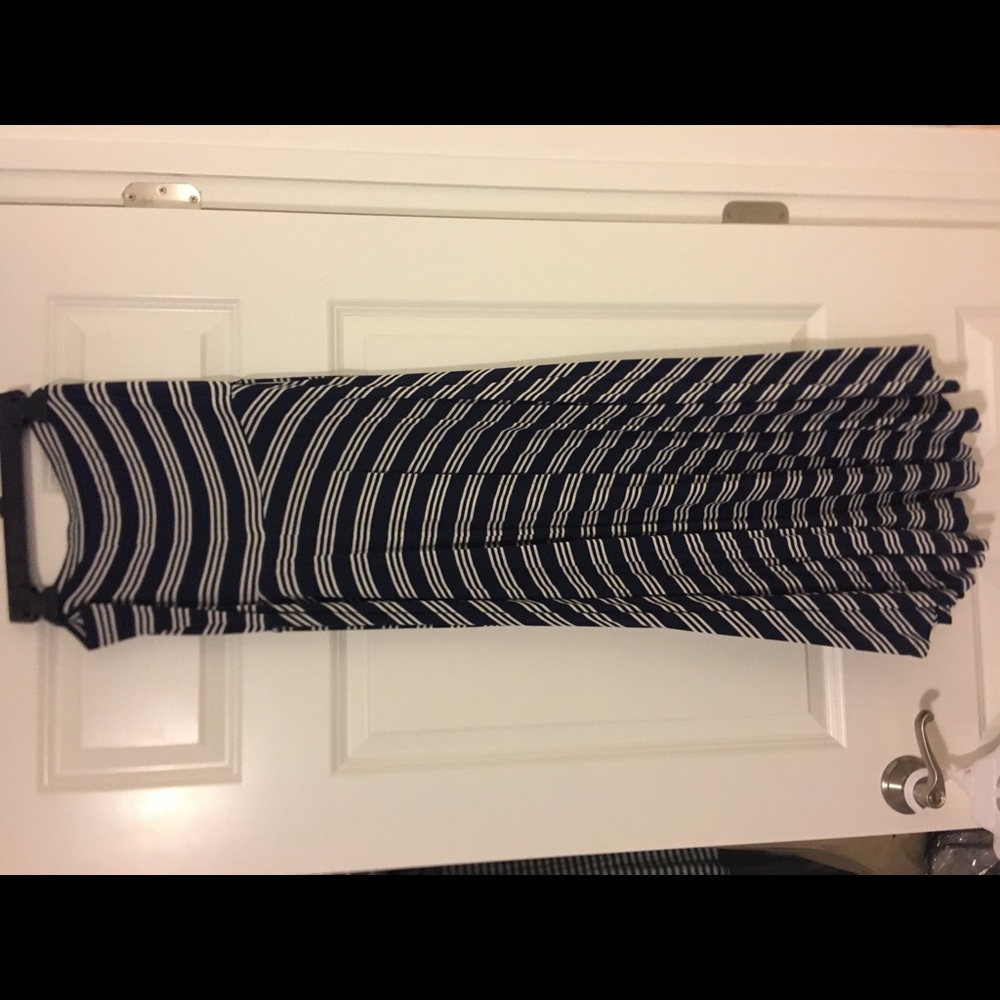Navy blue and white strapless maternity dress MED