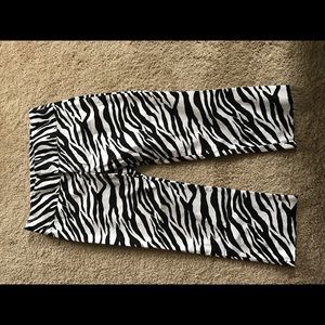 Women's zebra capris