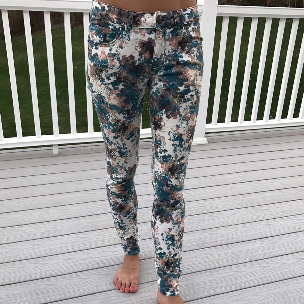 BCBG jeans