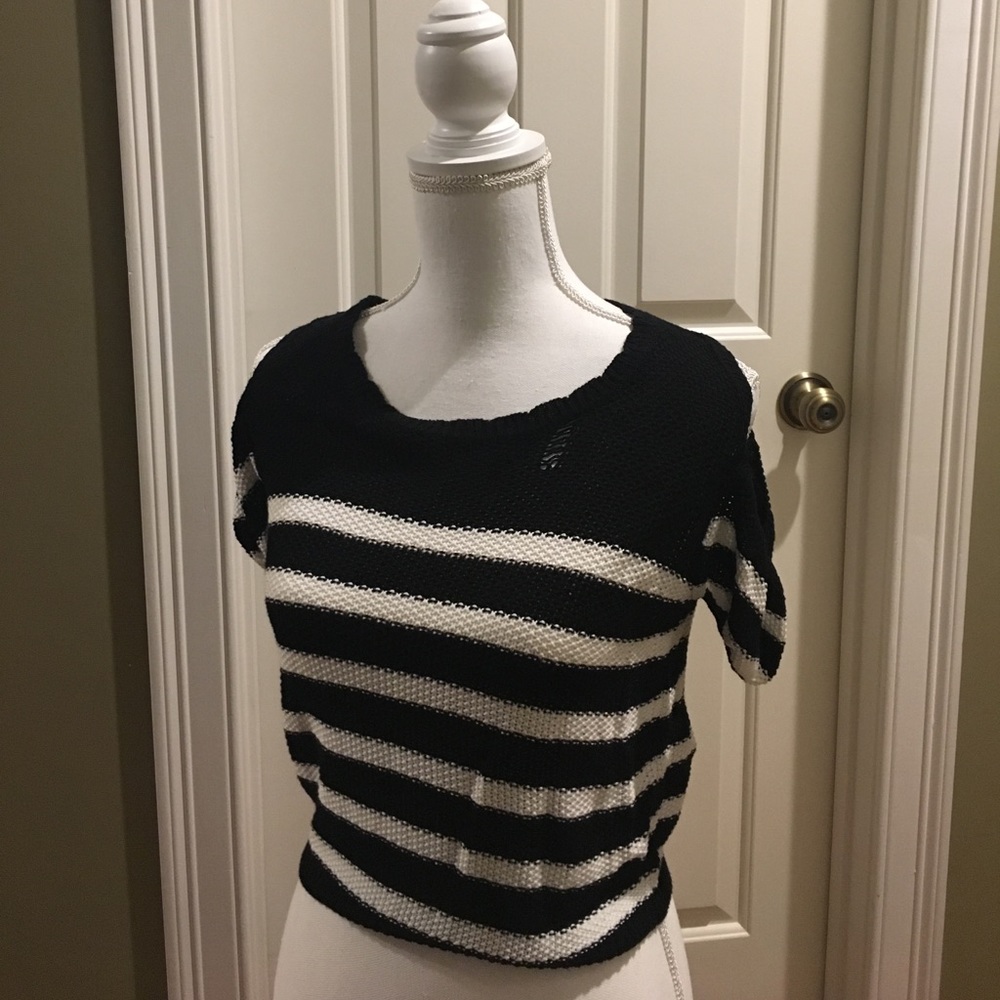Navy striped knitted top
