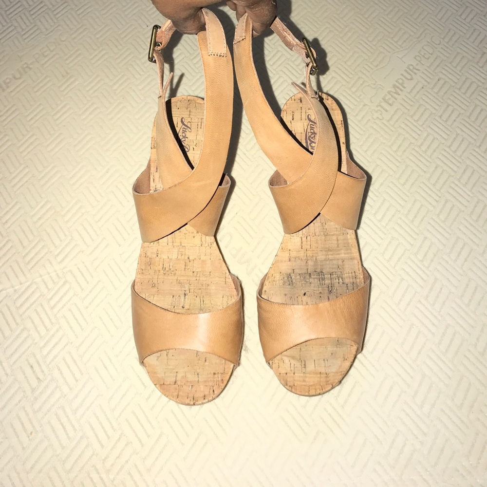 Lucky Brand Wedge platform shoes