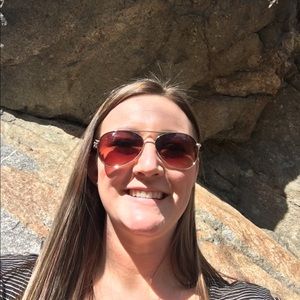 Meet your Posher, Amber