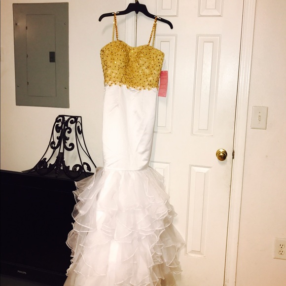 gold & white mermaid prom spaghetti strap dress - Picture 2 of 4