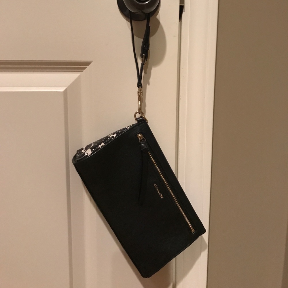 Coach wristlet/clutch