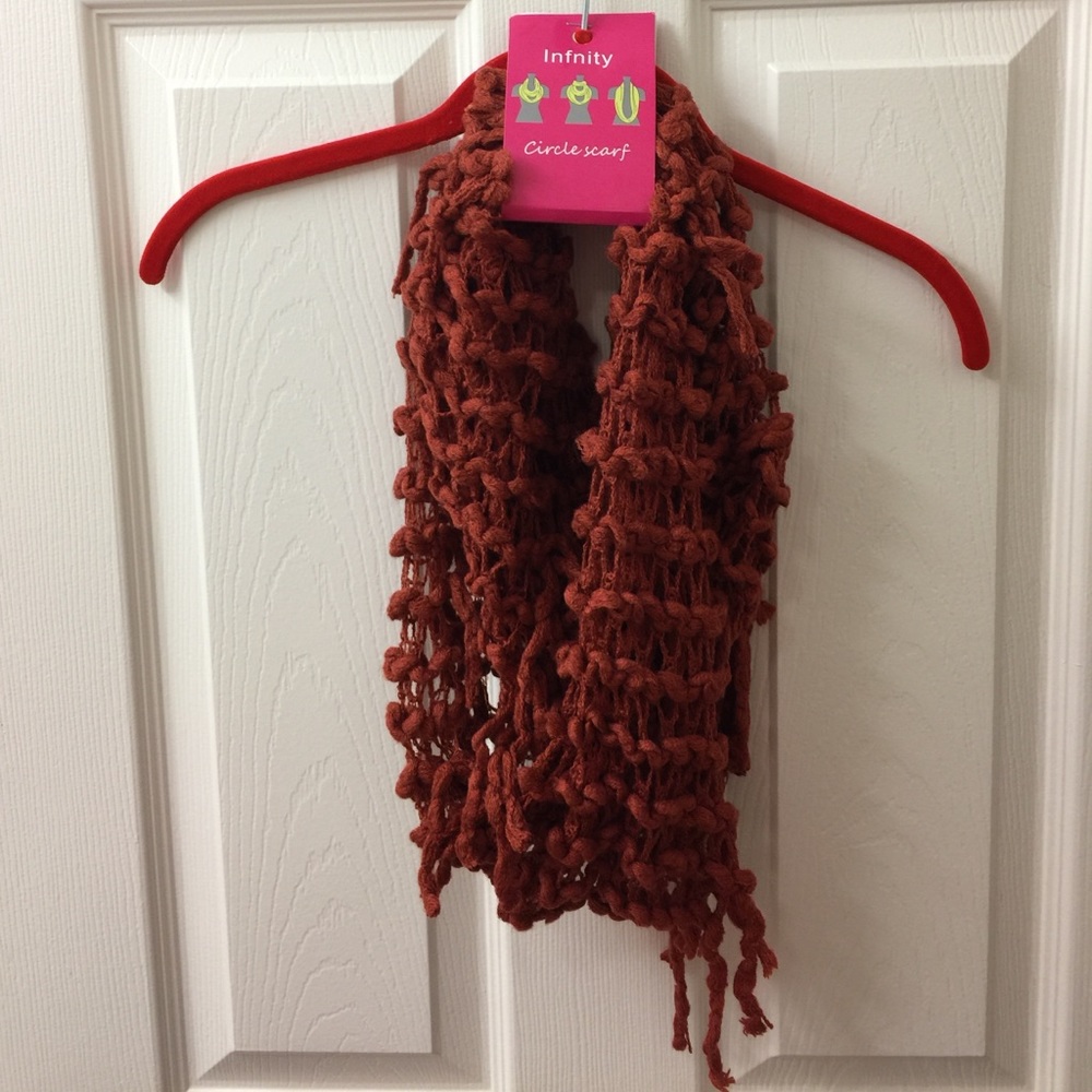 Infinity scarf