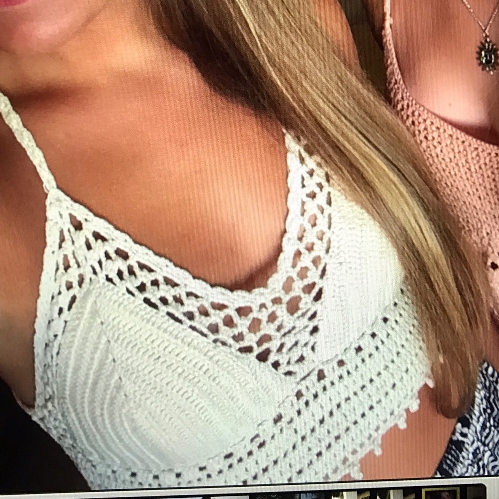 Ur an outfitters cream crochet top