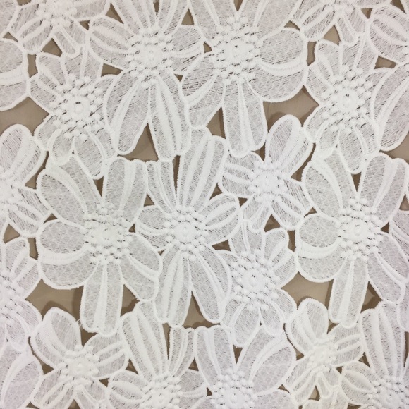 🌼Stone Cold Fox Ohio Eyelet White Miniskirt 🌼 - Picture 2 of 5