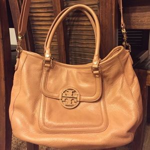 Tory Butch tan purse
