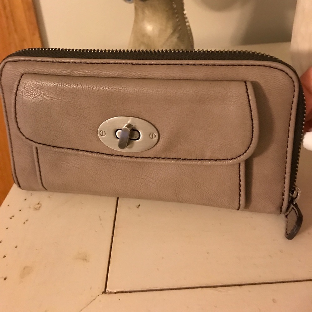 Limited wallet