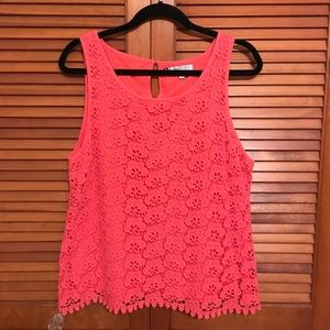 Jennifer Lopez crochet tank