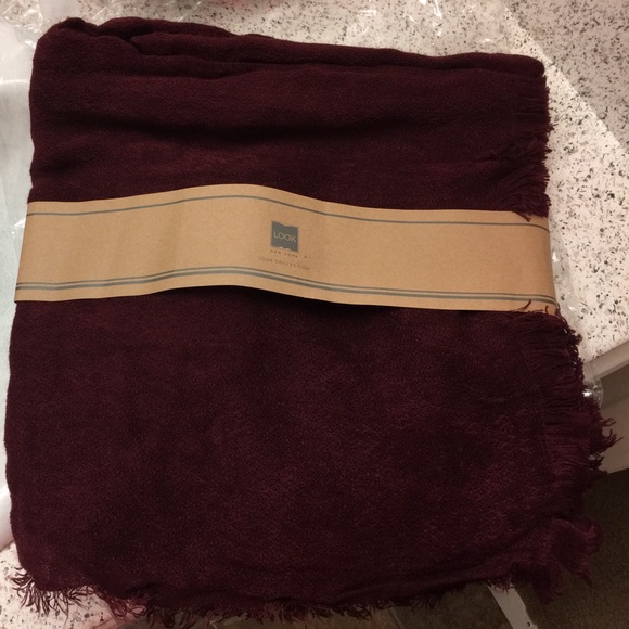 Scarf - Picture 1 of 1