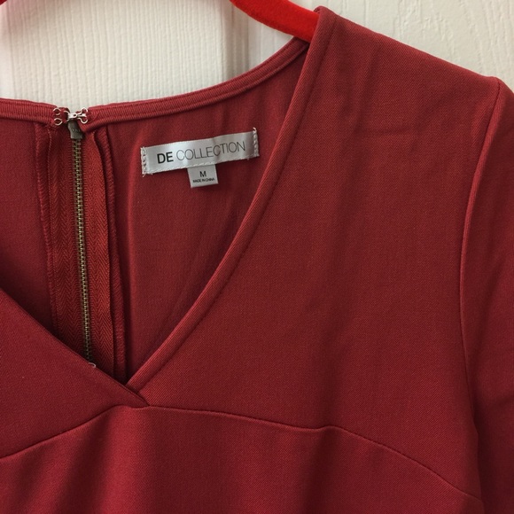 Short Sleeve Dress - Picture 2 of 2