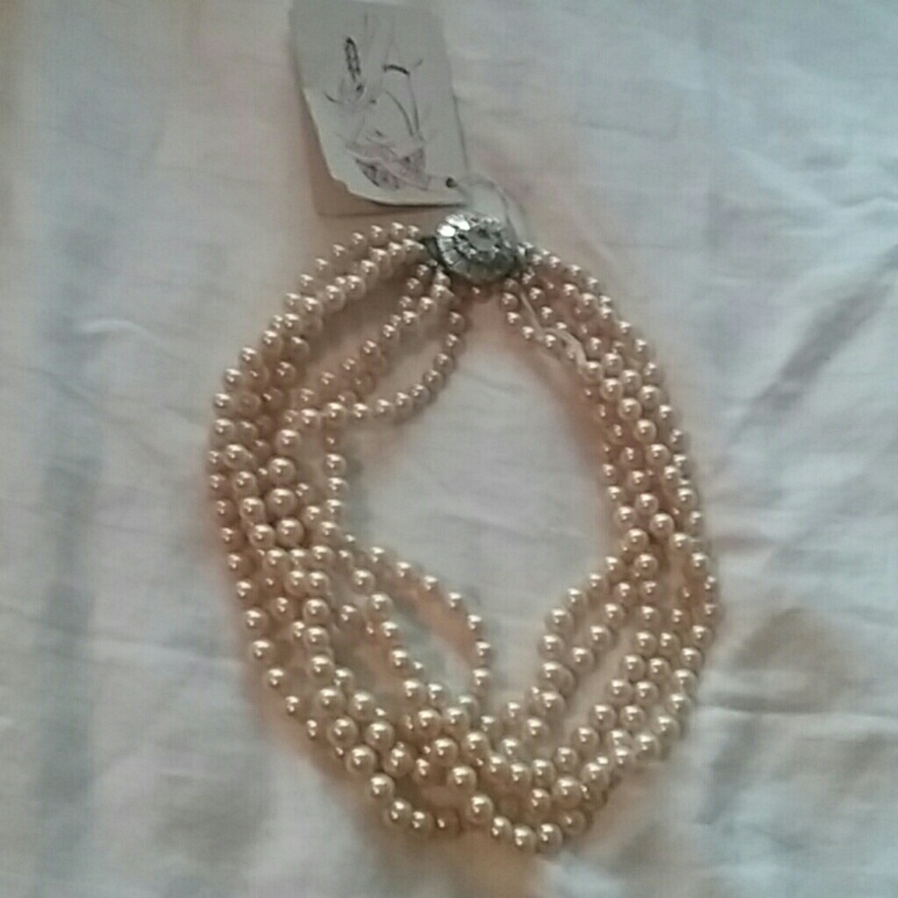 Accent Pearls that make a statement