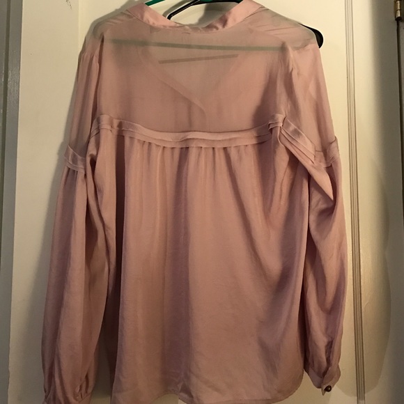 Blouses - Picture 4 of 5