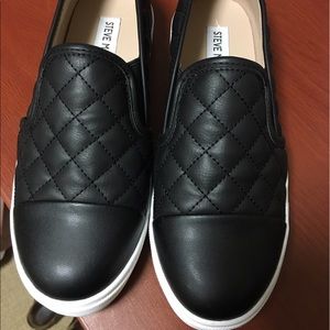 Steve Madden Slip-On Sneakers