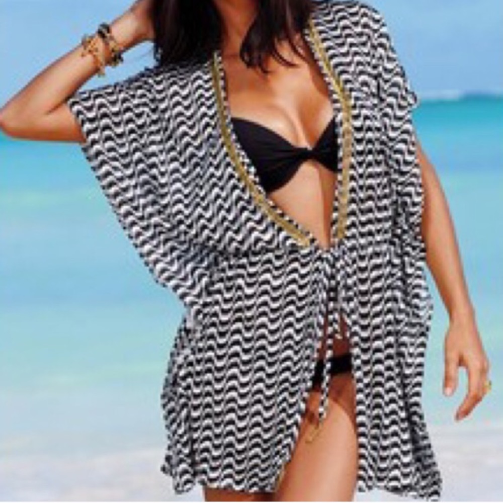 NWOT Victoria's Secret Caftan Coverup