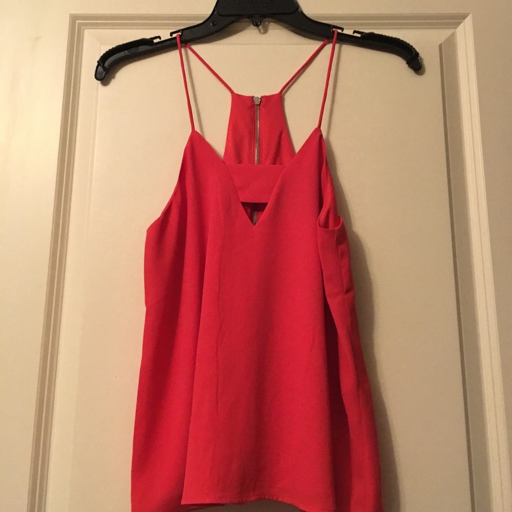 Express XS Tank