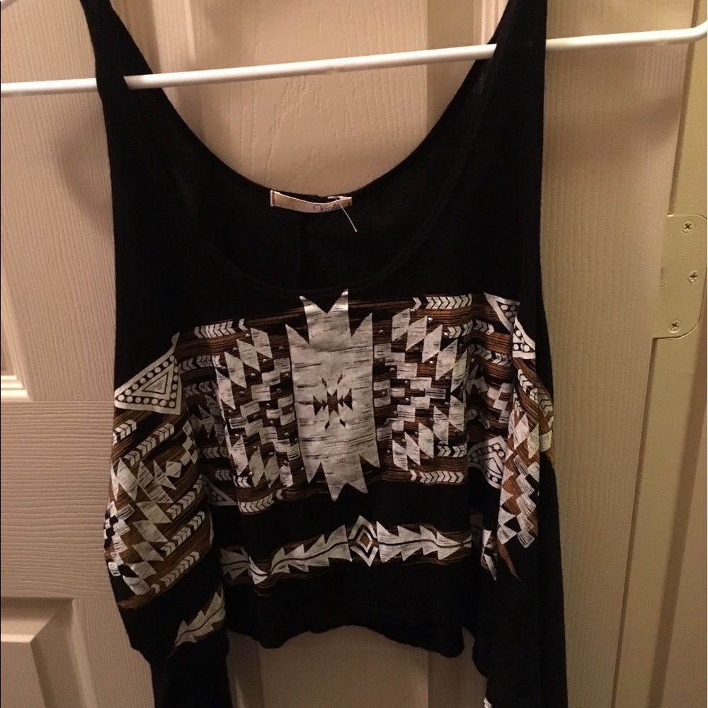 CROPPED TOP