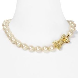 Kate Spade all wrapped up glass pearl necklace💖