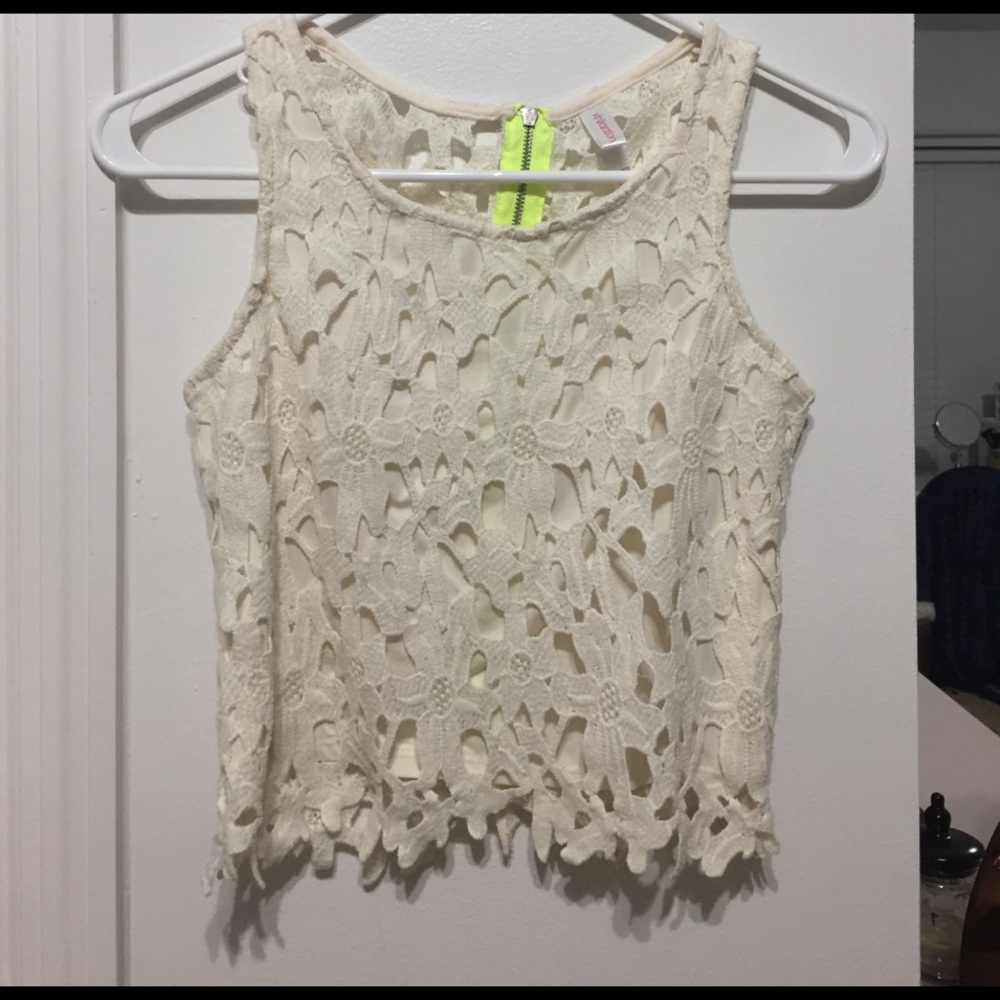 Target crop top lace summer shirt