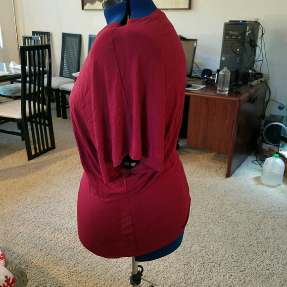 Casual wine red blouse - Picture 2 of 3