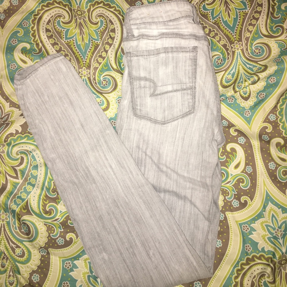 American Eagle Grey Super Stretch Hi-Rise Jeggings Size 2