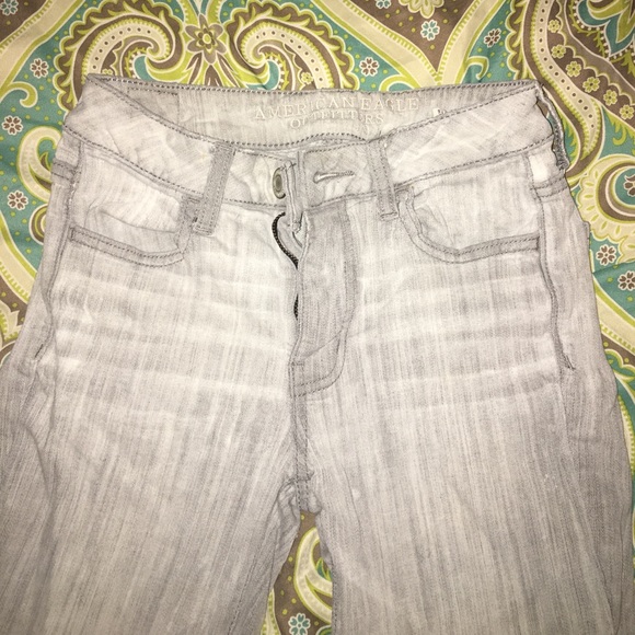 American Eagle Grey Super Stretch Hi-Rise Jeggings Size 2 - Picture 2 of 5
